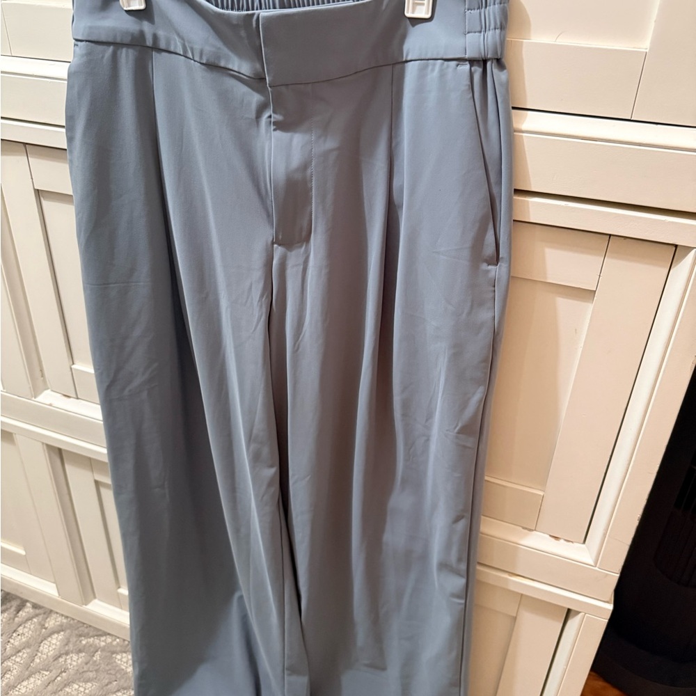 Athleta Women’s Slate Gray Dress Pants
